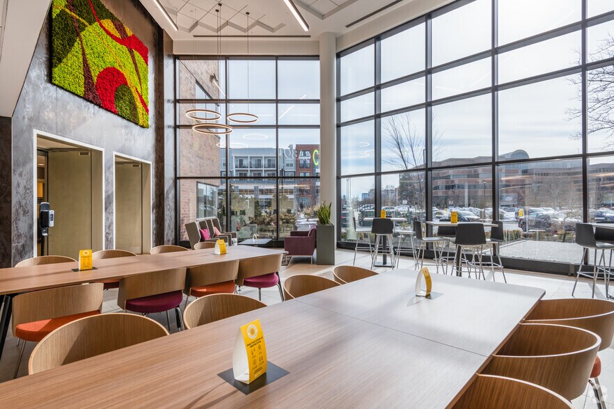 More Photos Of 20 Cabot Rd, Medford Office For Lease