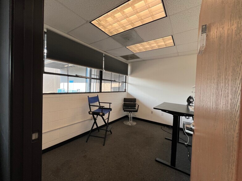 More Photos Of 315 S Flower St, Burbank Warehouse For Lease