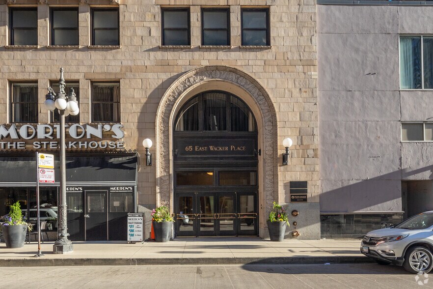 More Photos Of 65 E Wacker Pl, Chicago Office For Lease
