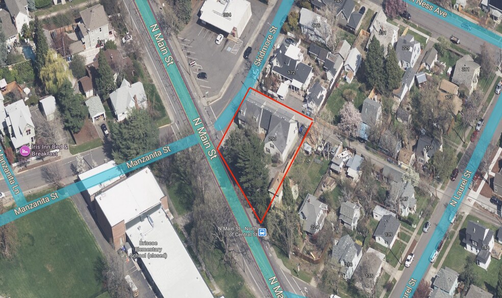 More Photos Of 290 N Main St, Ashland Office For Sale