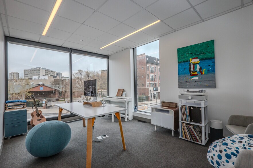 More Photos Of 1290 N Clybourn Ave, Chicago Office For Lease