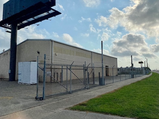 More Photos Of 1110 S Padre Island Dr, Corpus Christi Auto Dealership For Sale