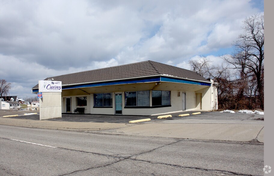 Primary Photo Of 251-253 Main St, Addyston Freestanding For Sale