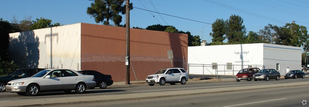 More Photos Of 1701 Wardlow Rd, Long Beach Industrial For Sale