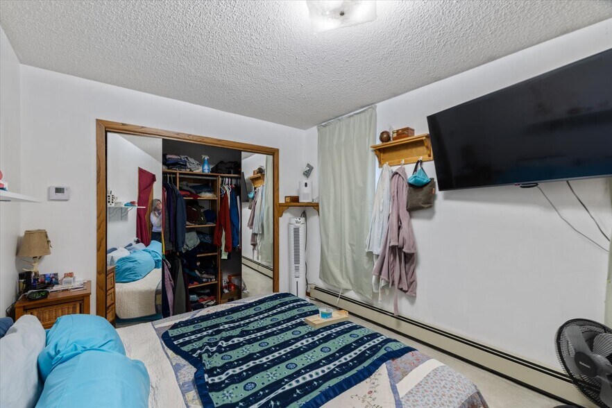 More Photos Of 401 E Sheridan St, Ely Convenience Store For Sale