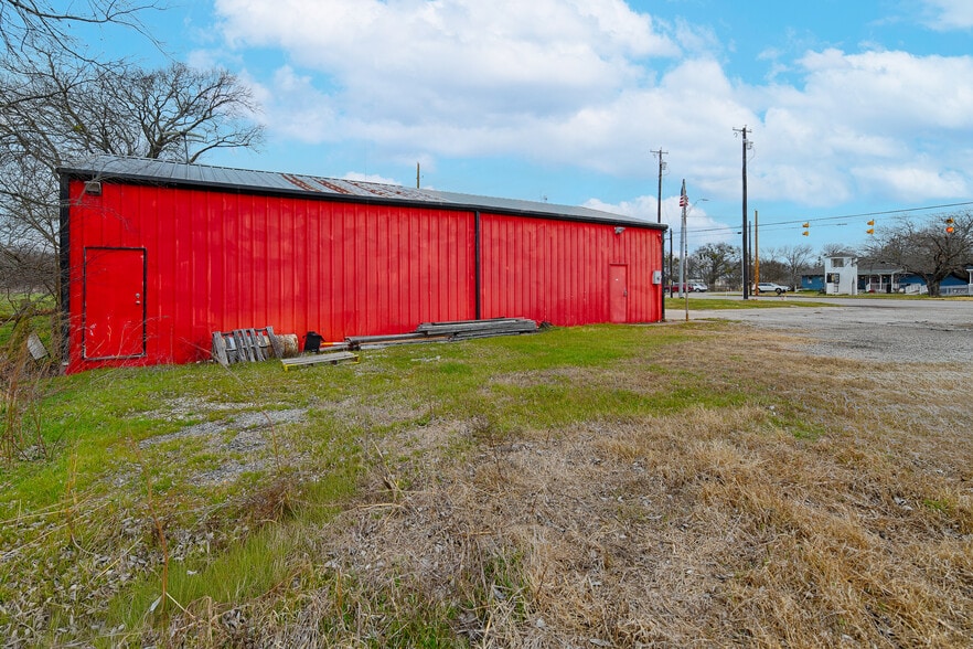 More Photos Of 1250 S State Highway 205, Rockwall Warehouse For Sale