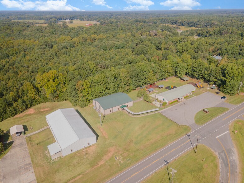 More Photos Of 1699 N Rocky River Rd, Lancaster Daycare Center For Sale