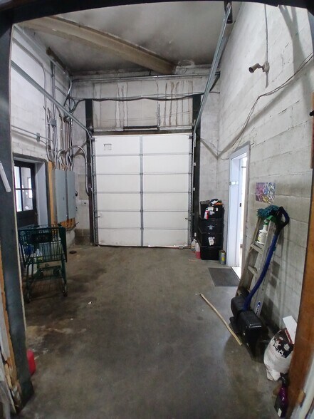 More Photos Of 20 Deyo Pl, Newburgh Warehouse For Sale