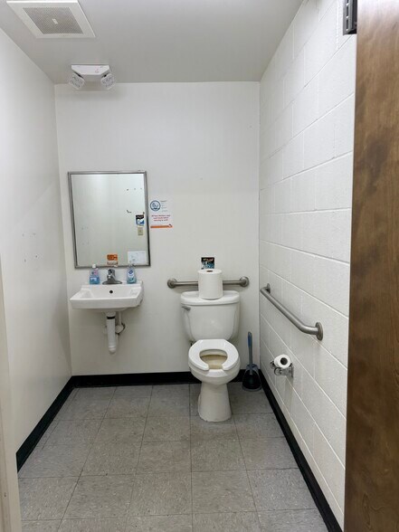 More Photos Of 6339 State Route 113, Bellevue Freestanding For Sale