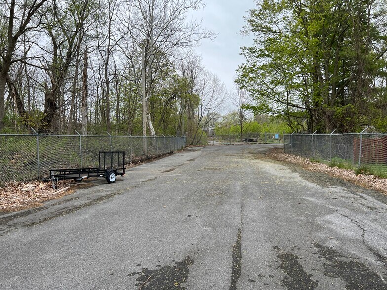 More Photos Of 133 W Seneca St, Manlius Warehouse For Sale