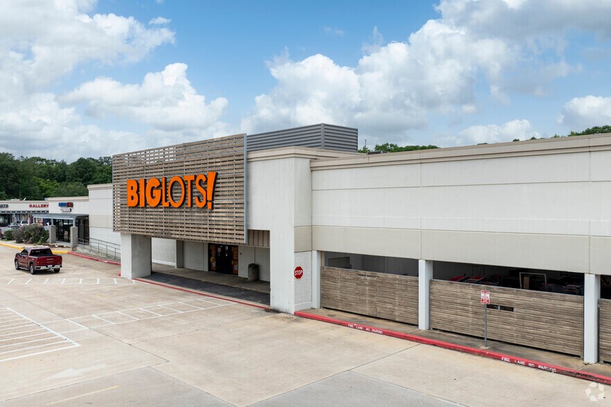 More Photos Of 1400-1424 N Loop 336 W, Conroe Unknown For Lease