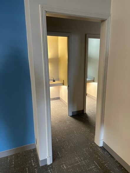 More Photos Of 1025 Brown St, Peekskill Bank For Lease