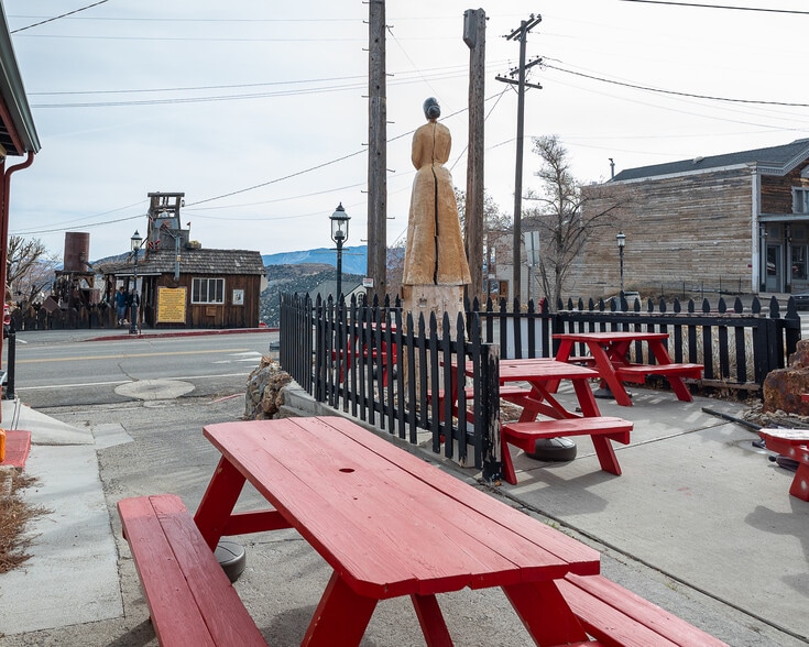 More Photos Of 110 N C St, Virginia City Restaurant For Lease