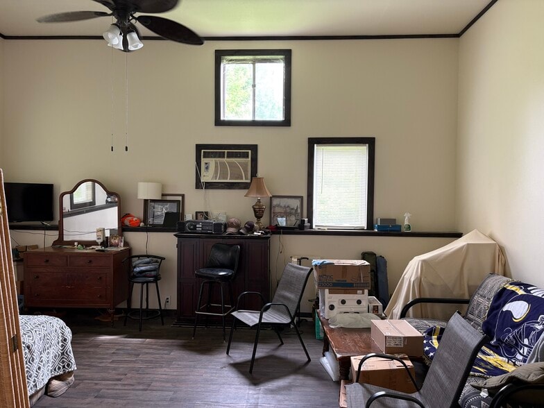 More Photos Of 15 W Redwing St, Duluth Office Residential For Sale