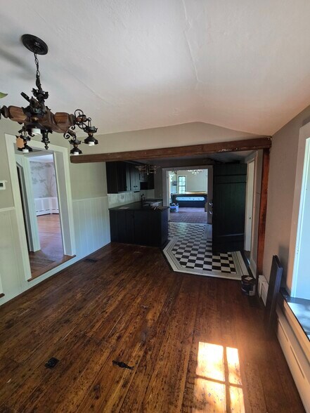 More Photos Of 19 Woodland Ave, Mullica Hill General Retail For Sale