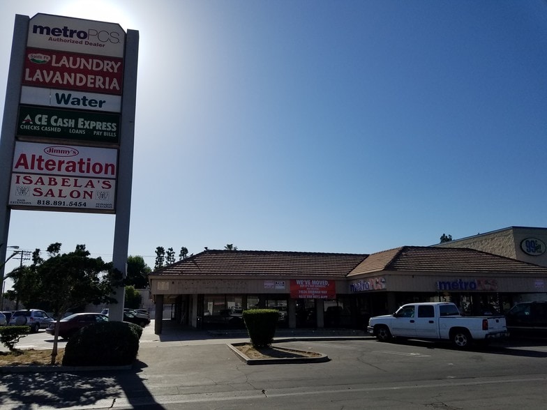 More Photos Of 15421-15449 Parthenia St, North Hills Storefront Retail Office For Lease