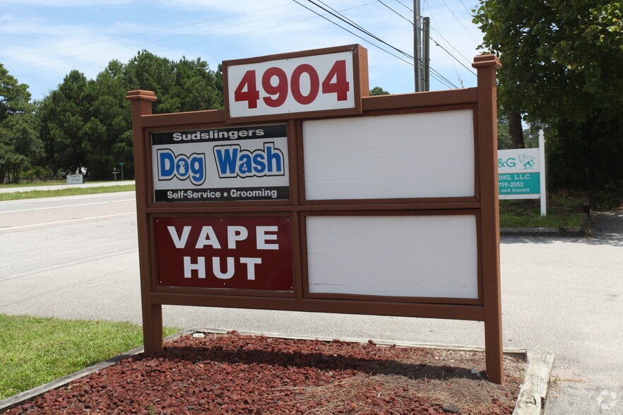 More Photos Of 4904 Carolina Beach Rd, Wilmington General Retail For Lease