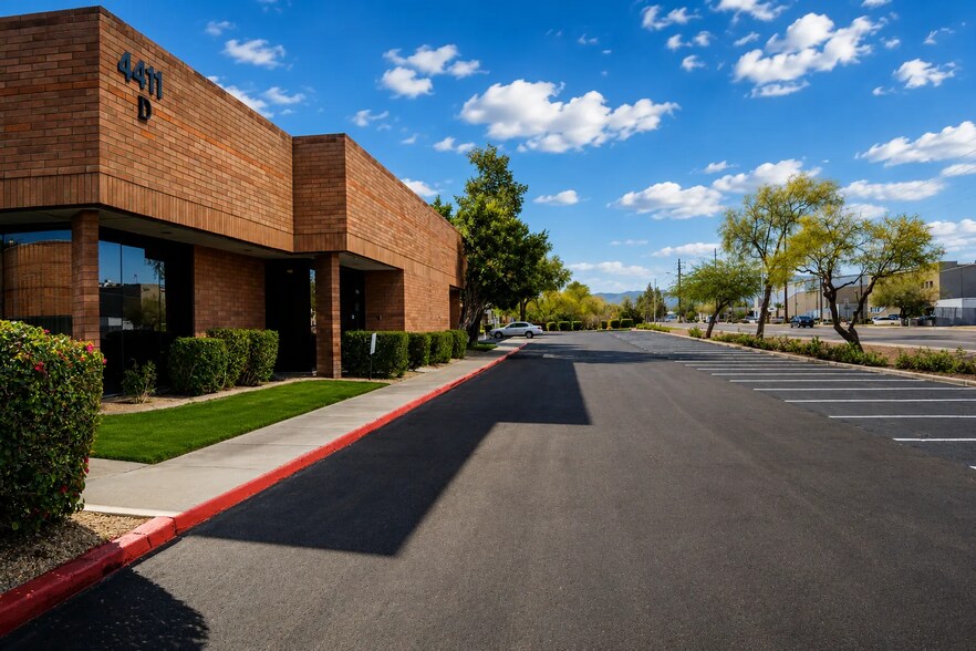 More Photos Of 4013 E Broadway Rd, Phoenix Unknown For Lease