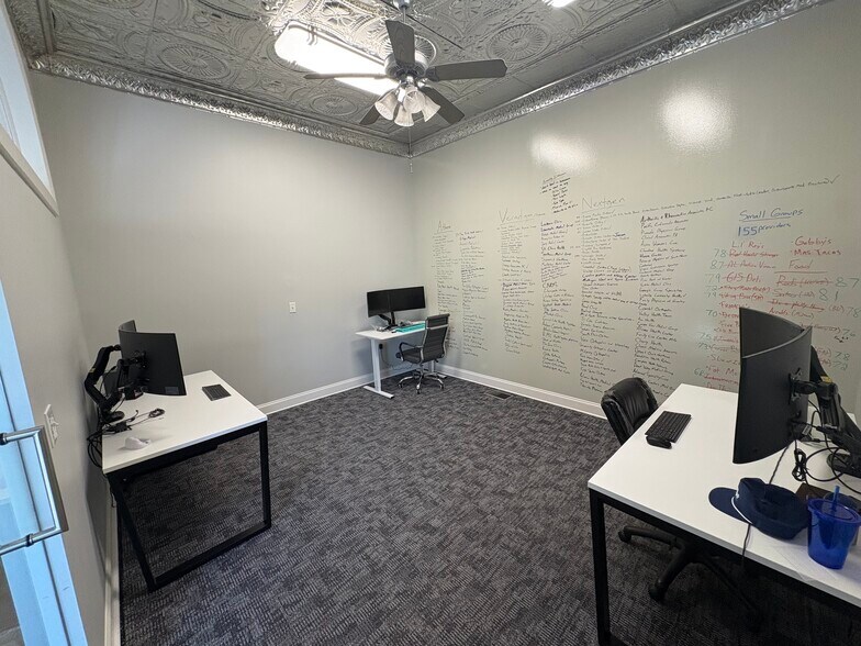 More Photos Of 1903 21st Ave S, Nashville Office For Lease