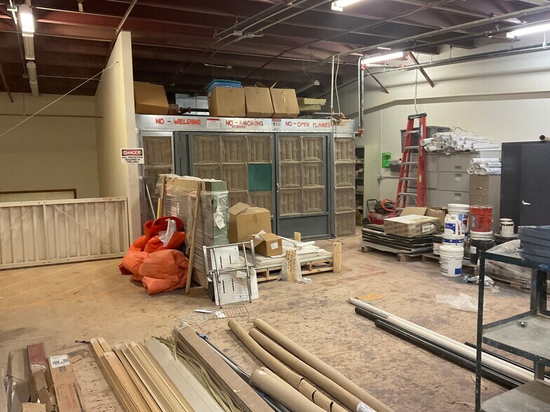 More Photos Of 7390 S Fraser St, Centennial Warehouse For Sale