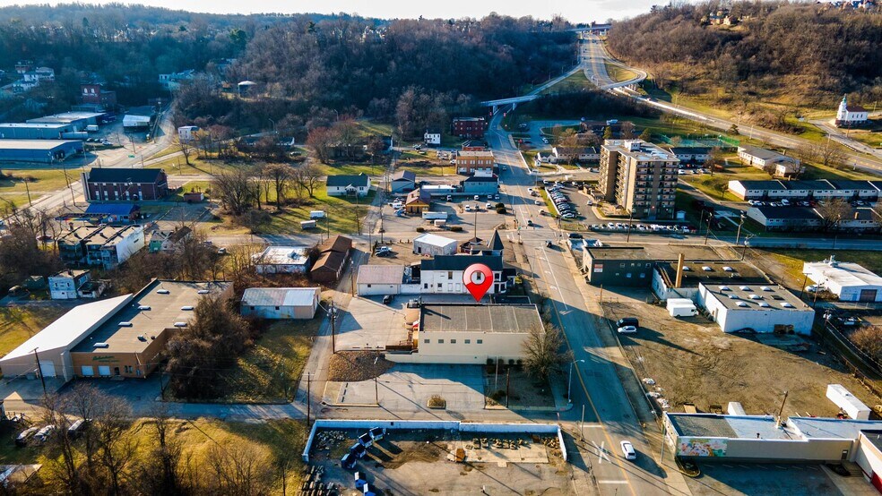 More Photos Of 630 Market St, Steubenville Office For Sale