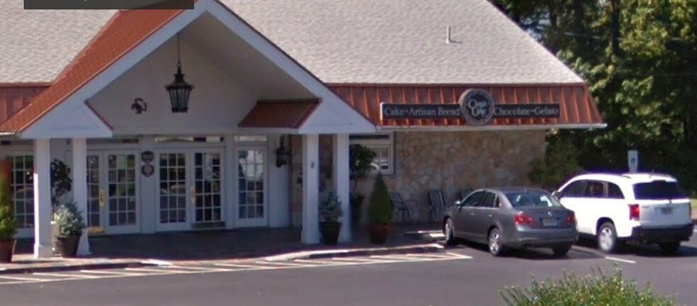 More Photos Of 100 Hurffville Cross Keys Rd, Sewell Storefront For Sale