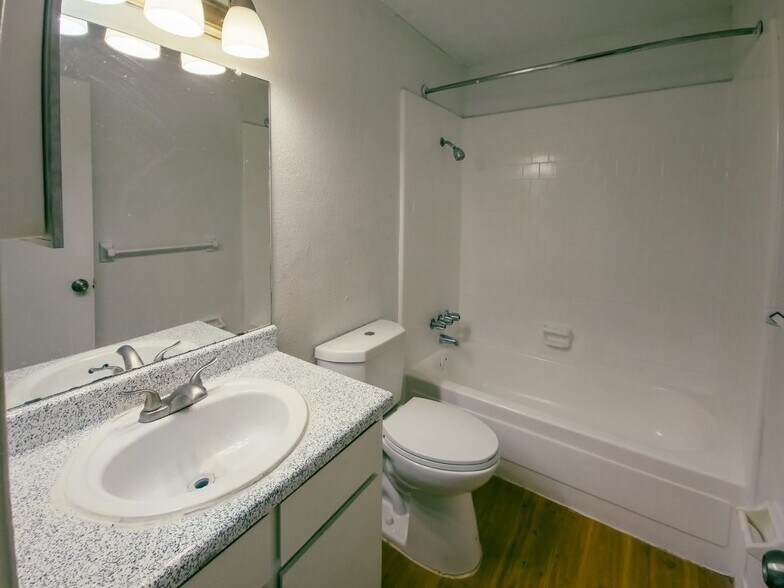 More Photos Of 8600 Theta St, Houston Apartments For Sale