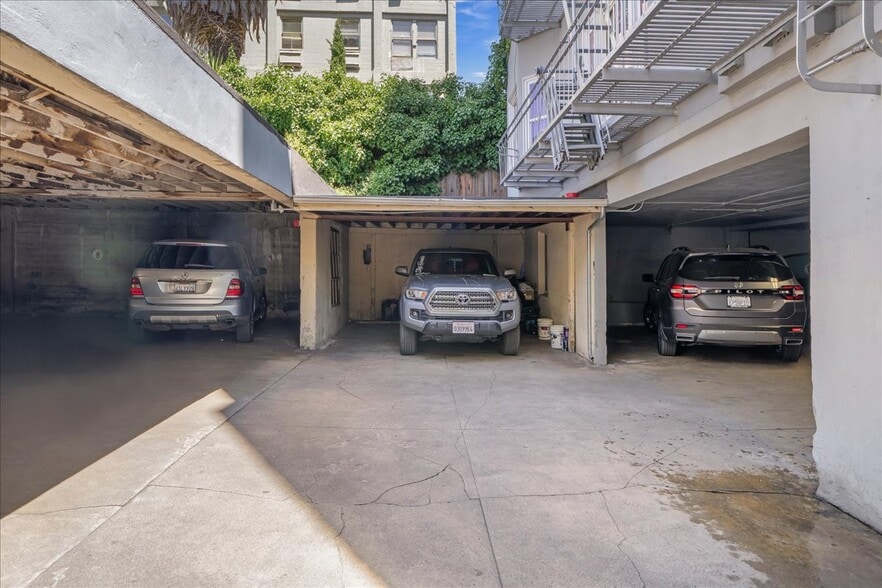 More Photos Of 425 Hyde St, San Francisco Apartments For Sale