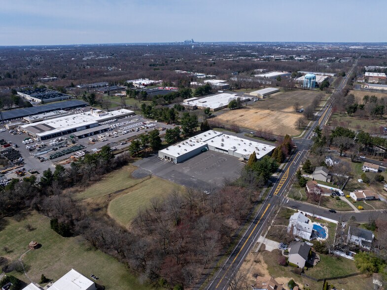 More Photos Of 390 New Albany Rd, Moorestown Warehouse For Sale