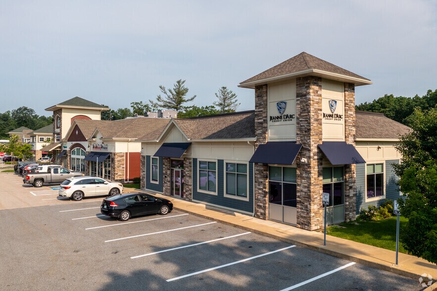 More Photos Of 102-116 Spit Brook Rd, Nashua General Retail For Lease