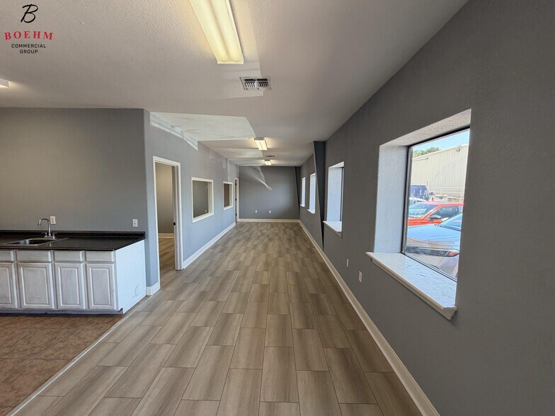 More Photos Of 103 Ranger Dr, Boerne Warehouse For Lease