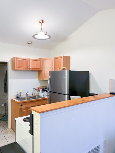 More Photos Of 718 E Mount Morris Rd, Mount Morris Storefront Retail Residential For Sale