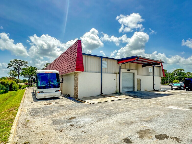 More Photos Of 1445 Cox Rd, Cocoa Light Distribution For Lease