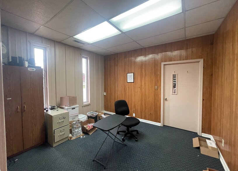 More Photos Of 260 John C Calhoun Dr, Orangeburg Self Storage For Lease
