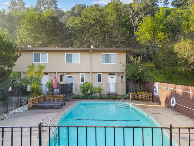 More Photos Of 340 Rheem Blvd, Moraga Apartments For Sale