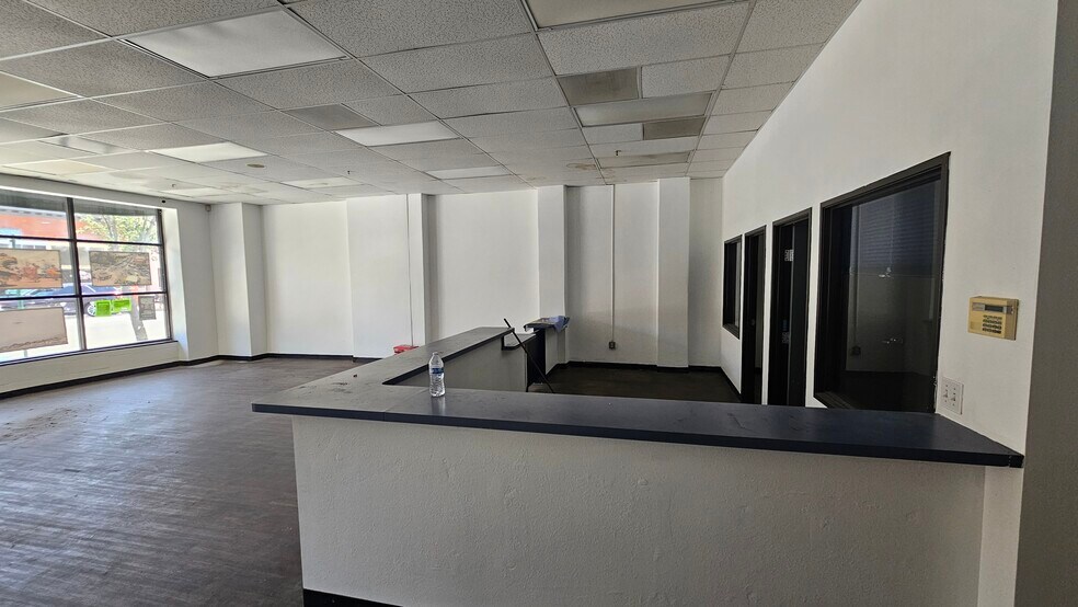 More Photos Of 847 E Main St, Santa Paula Storefront For Sale