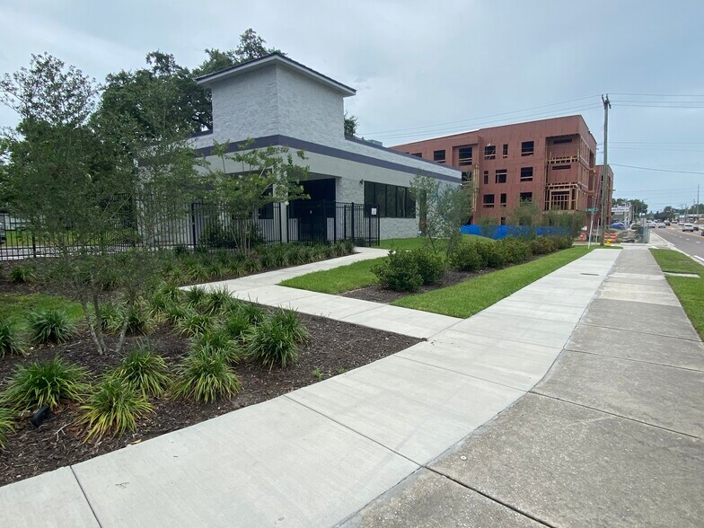 More Photos Of 6401 N Nebraska Ave, Tampa Office For Lease