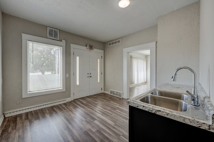More Photos Of 4438 Pearl Rd, Cleveland Apartments For Sale