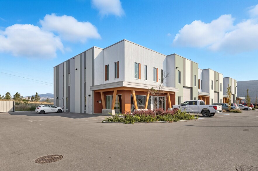 More Photos Of 2173 Optic Crt, Kelowna Industrial For Lease