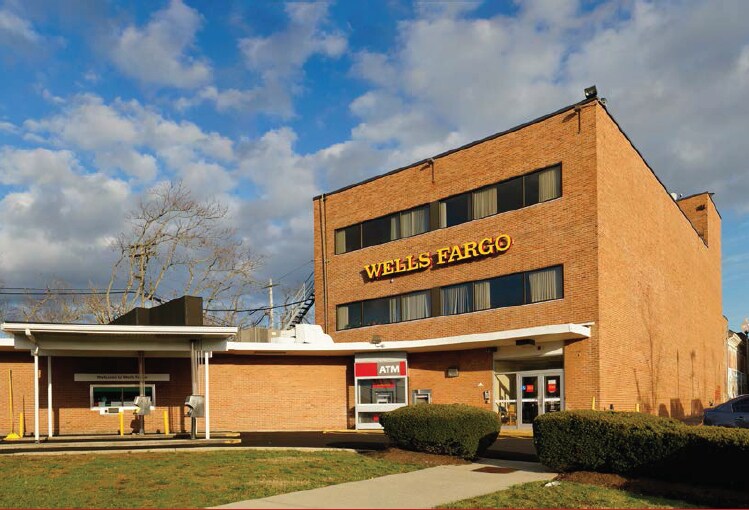 More Photos Of 40 Main St, Toms River Office For Lease