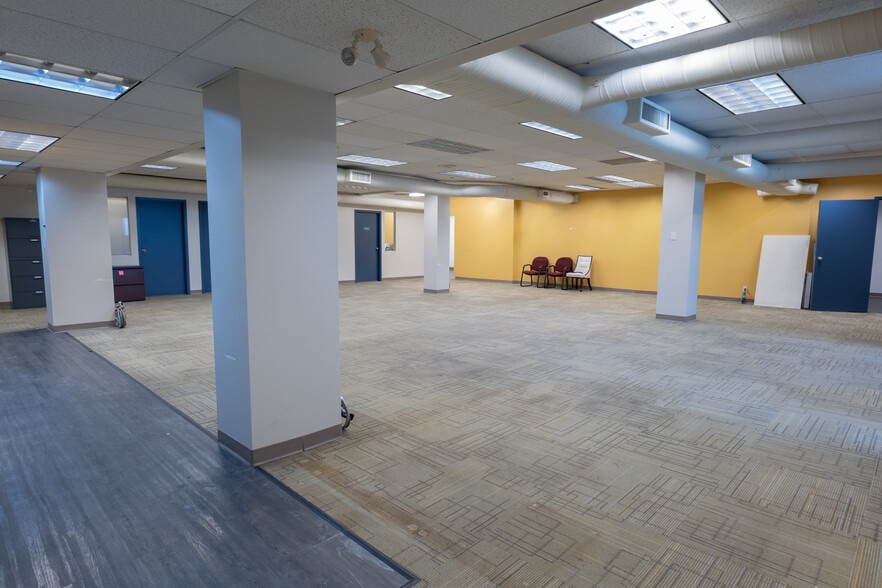 Primary Photo Of 422 6th St, New Westminster Loft Creative Space For Lease