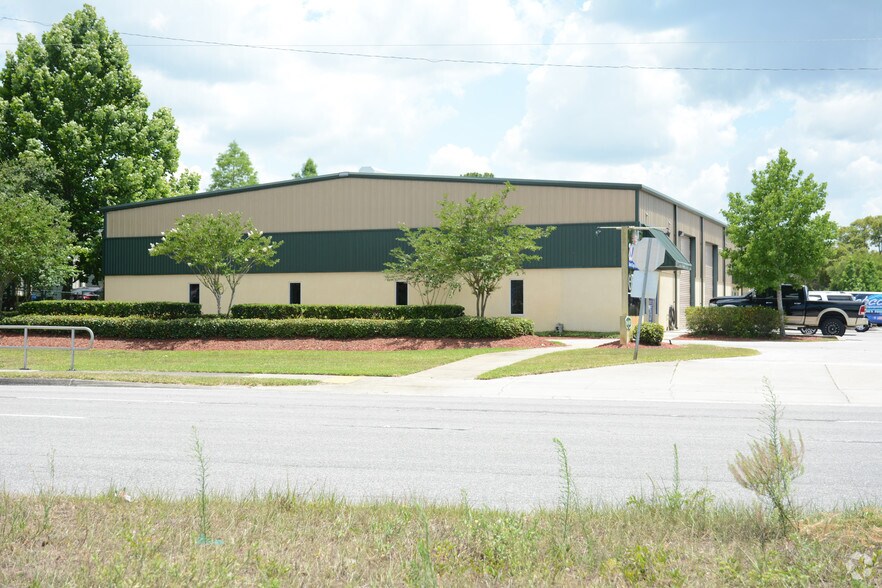More Photos Of 9914 State Road 52, Hudson Warehouse For Sale