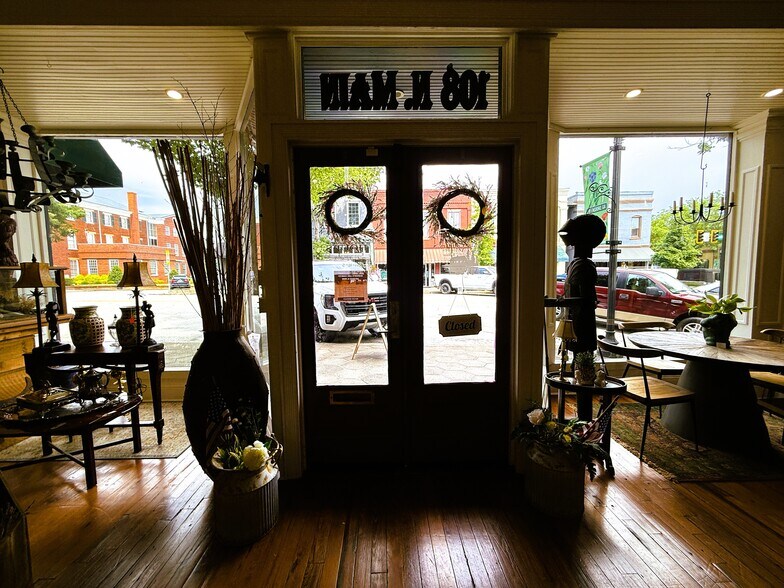 More Photos Of 108 N Main St, Greensboro General Retail For Sale