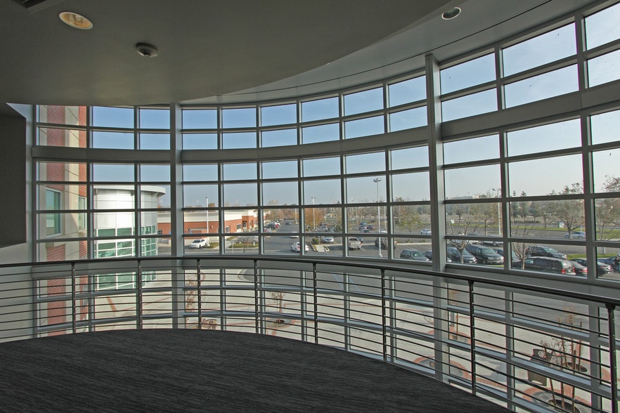 More Photos Of 9450-9500 Stockdale Hwy, Bakersfield Medical For Lease