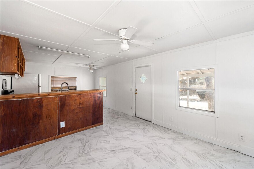 More Photos Of 380 San Jose St, North Fort Myers Manufactured Housing Mobile Home Park For Sale