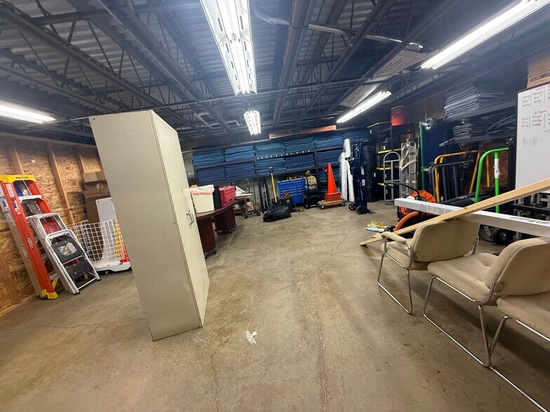 More Photos Of 200 E Lafayette St, Bloomington Service For Sale