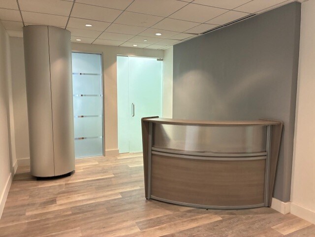 More Photos Of 1000 Brickell Ave, Miami Office For Lease