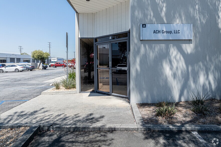 More Photos Of 14944 Shoemaker Ave, Santa Fe Springs Unknown For Lease