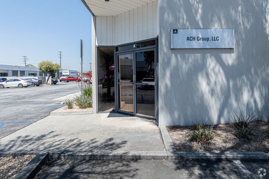 More Photos Of 14944 Shoemaker Ave, Santa Fe Springs Unknown For Lease