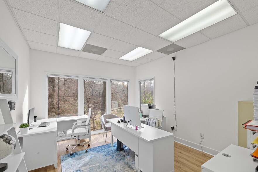 More Photos Of 3950 Blue Ridge Rd, Raleigh Medical For Sale